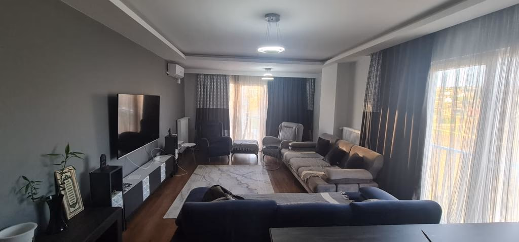 3 bedroom apartment for sale in Istanbul 17