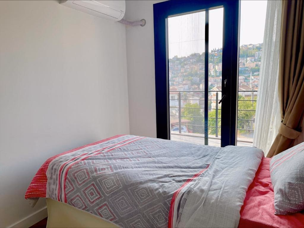 Stunning Sea & Mountain View Duplex in Izmit 10