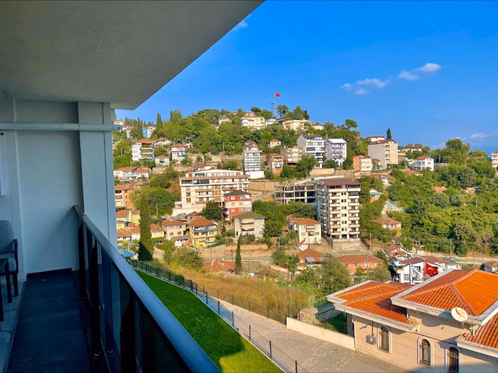 Stunning Sea & Mountain View Duplex in Izmit 13