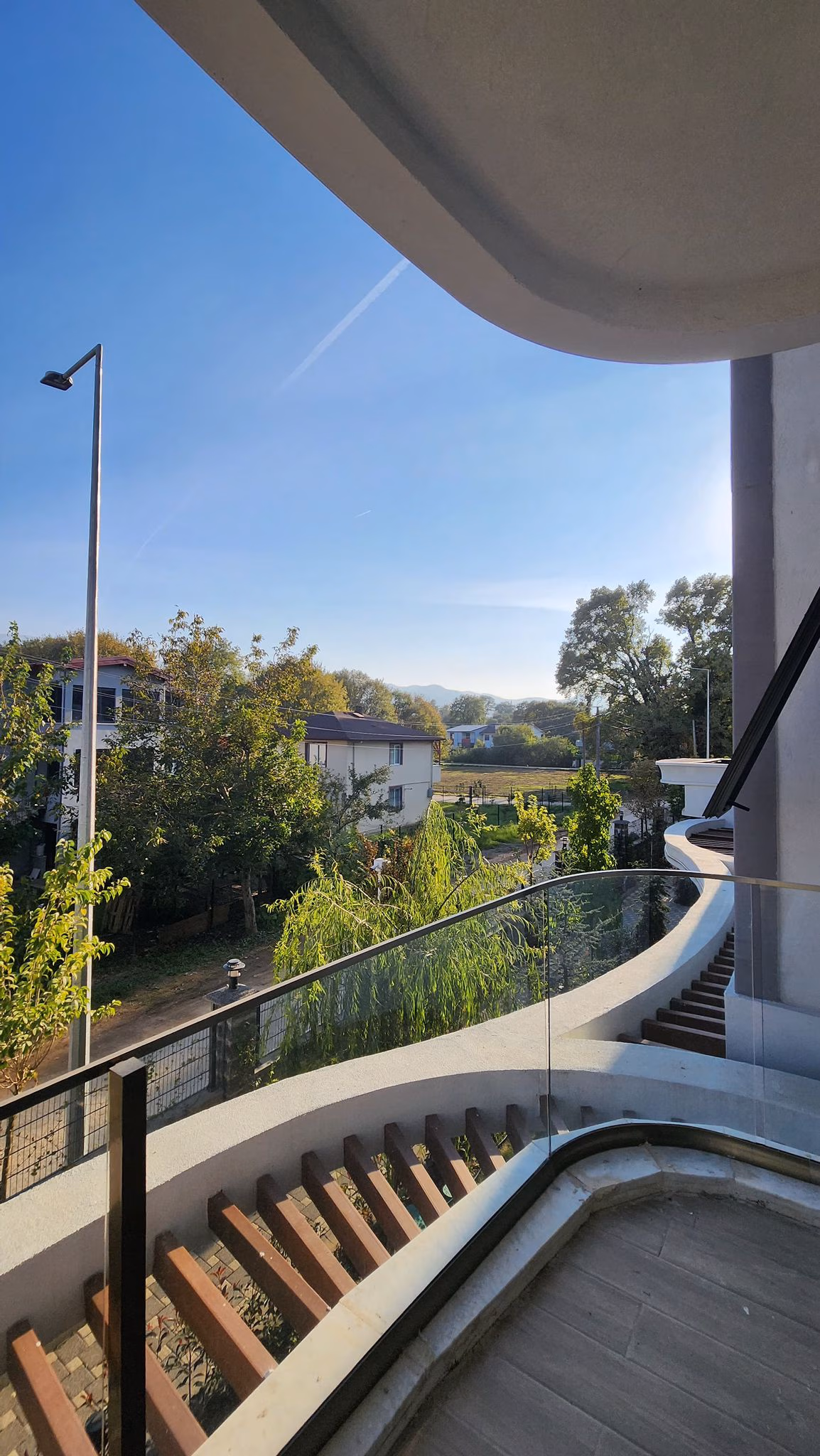 Spacious 3-Bedroom Apartment for Sale in Izmit, Turkey 2