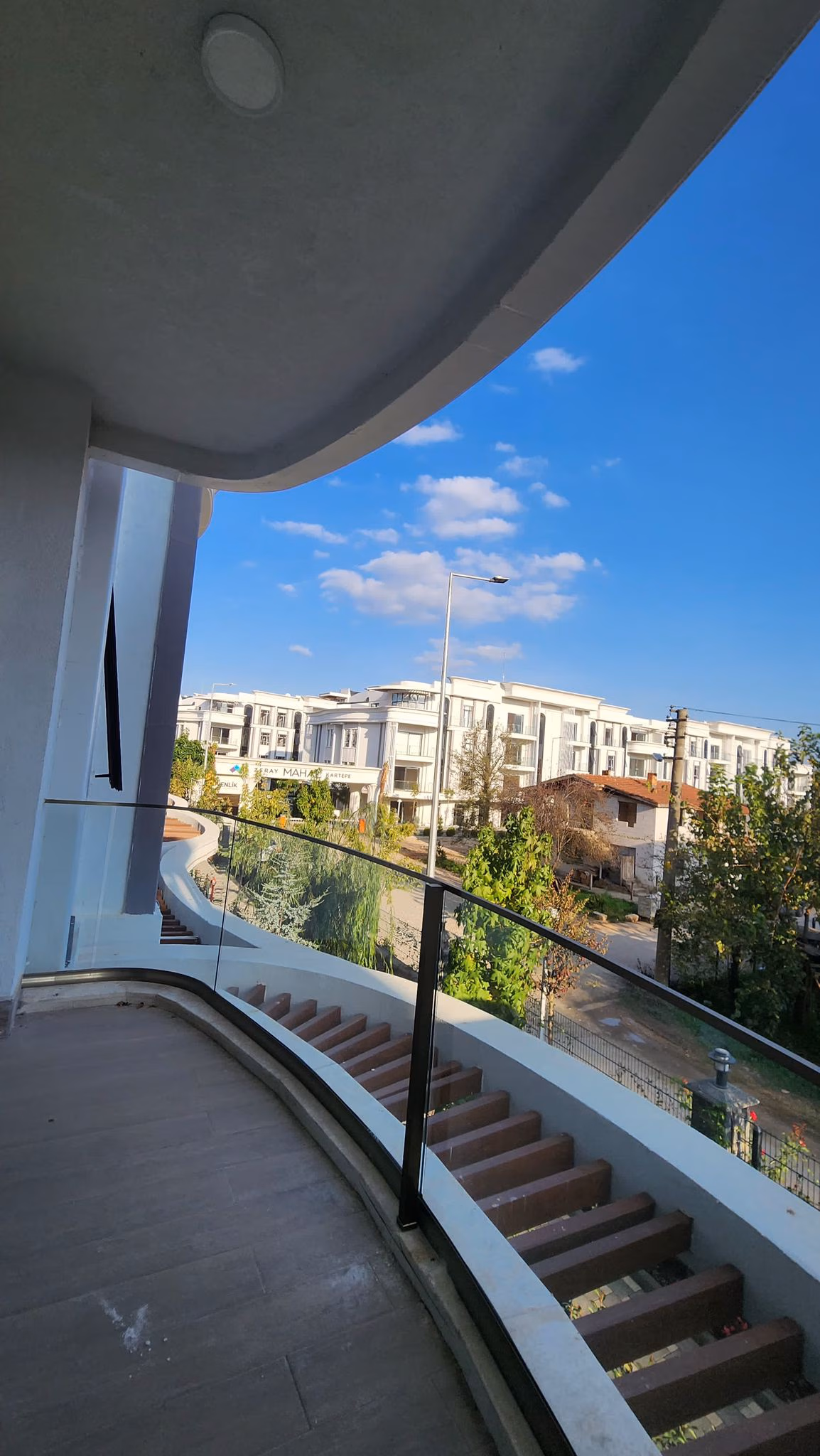 Spacious 3-Bedroom Apartment for Sale in Izmit, Turkey 7