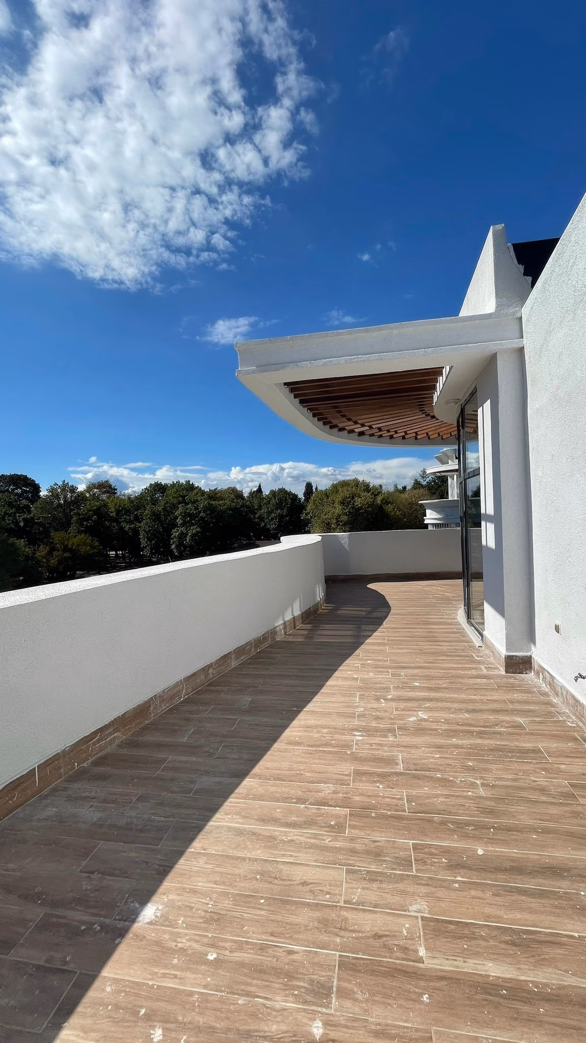 4 big bedroom apartment for sale with beautiful views in izmit 5