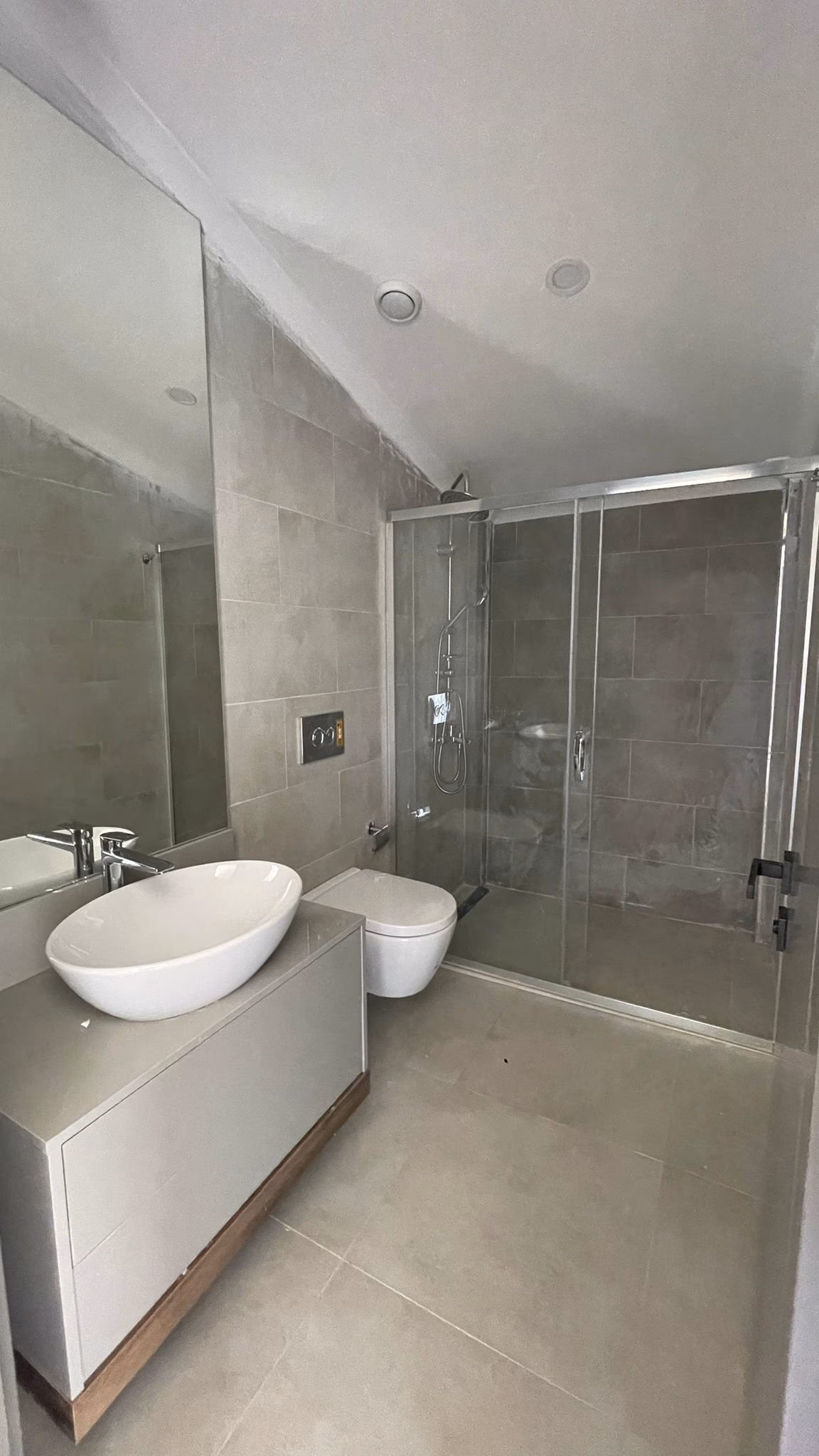 4 big bedroom apartment for sale with beautiful views in izmit 15