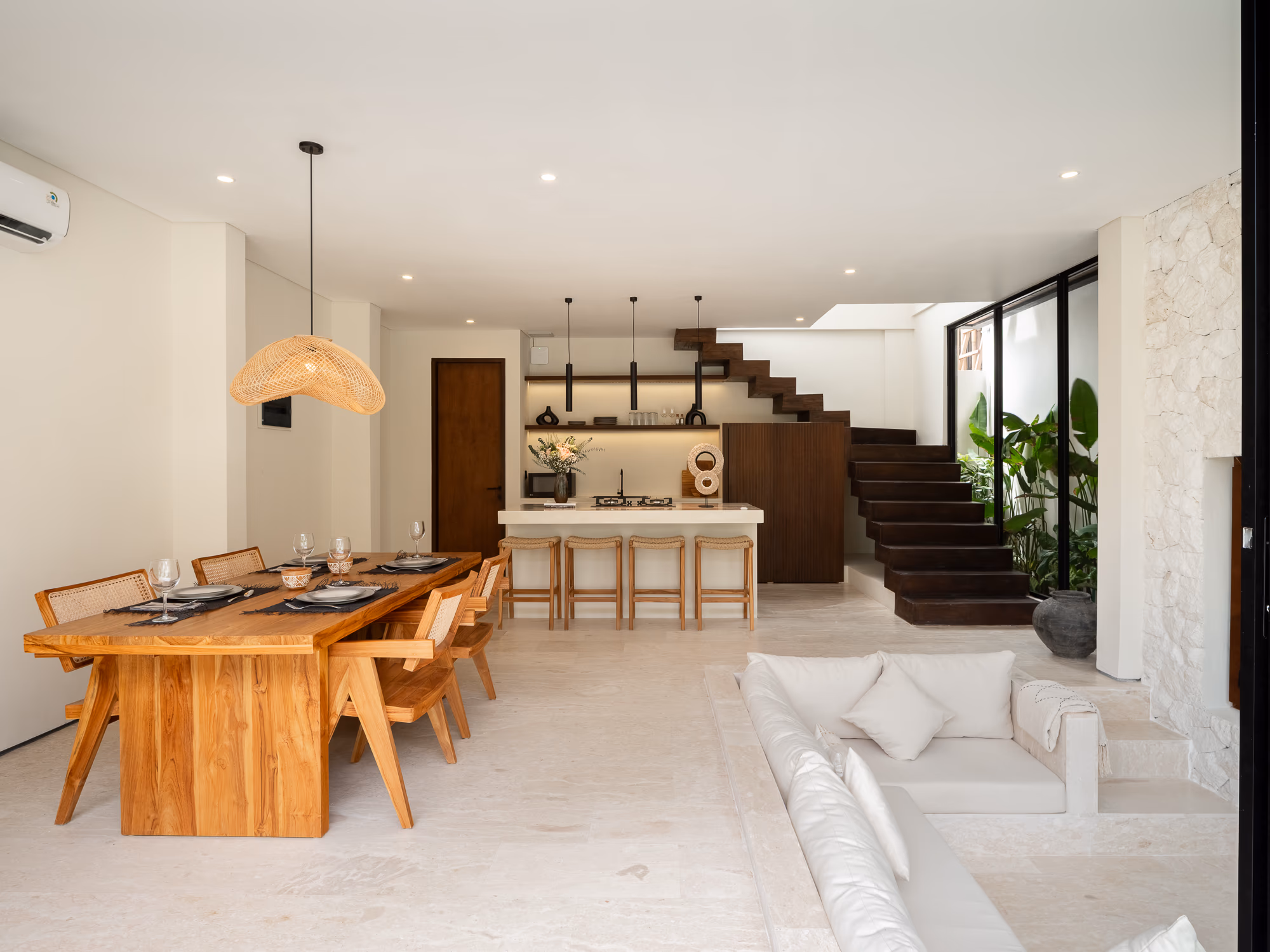 Modern Mediterranean Luxury Villas in Canggu 6