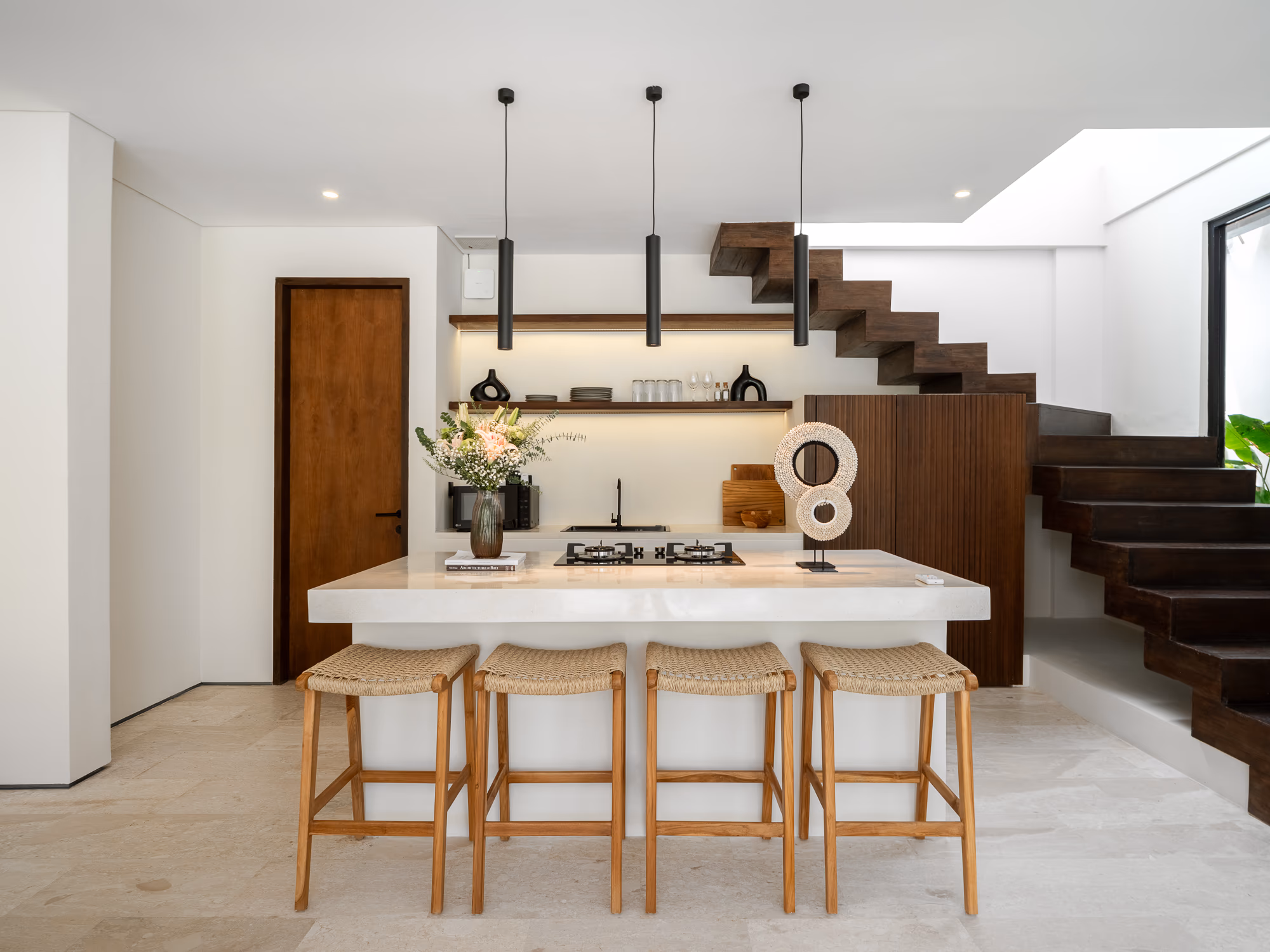 Modern Mediterranean Luxury Villas in Canggu 12