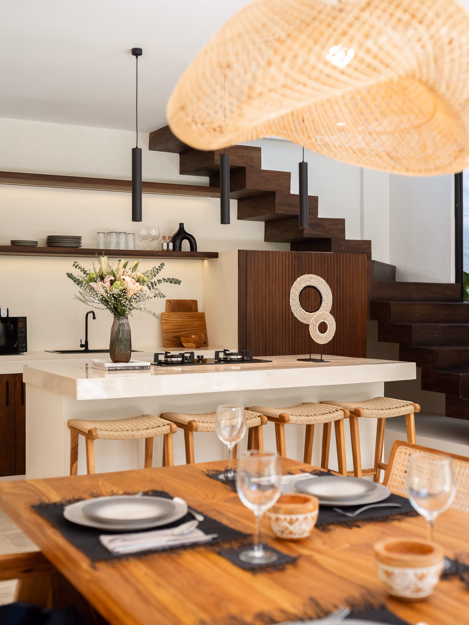 Modern Mediterranean Luxury Villas in Canggu 18